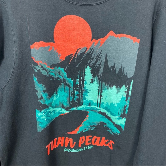 Twin Peaks TV Show Pullover Crewneck Sweatshirt - Picture 2 of 3